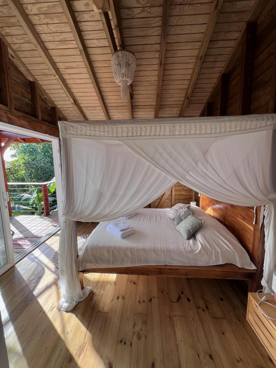 Bungalow Panorama Kreyol 비유자비탕 외부 사진